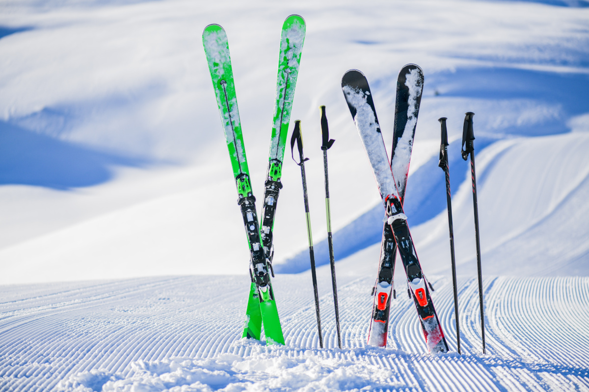 Skis in snow in winter season